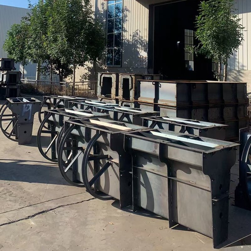 Beton Isolation Pier Mold
