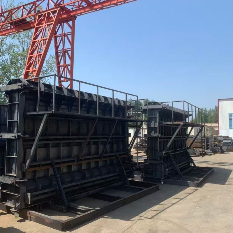 Előre gyártott fali forma